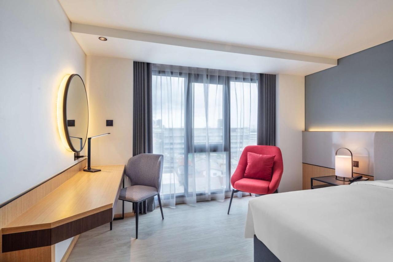 Best Western Click Sathorn 11 Bangkok Dış mekan fotoğraf