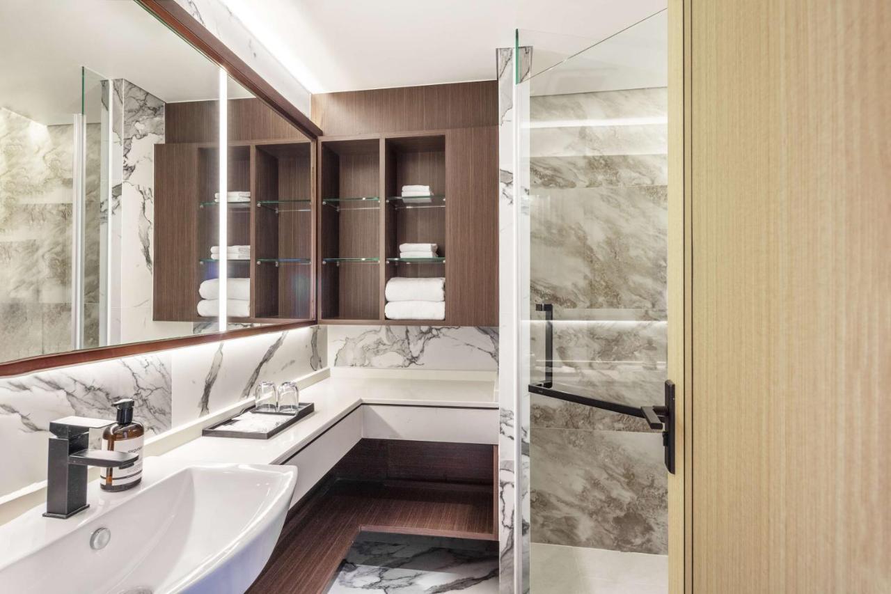 Best Western Click Sathorn 11 Bangkok Dış mekan fotoğraf
