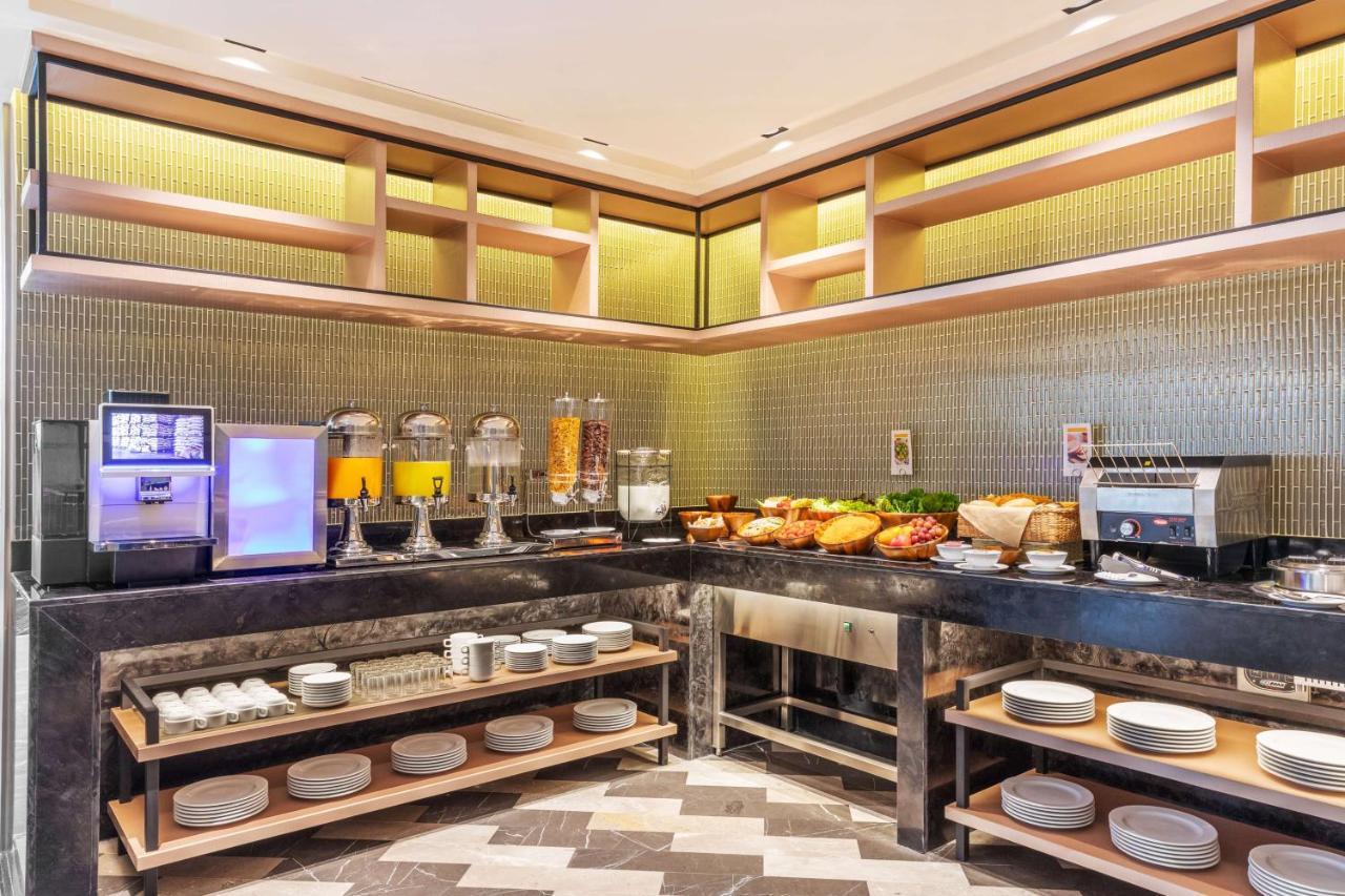 Best Western Click Sathorn 11 Bangkok Dış mekan fotoğraf