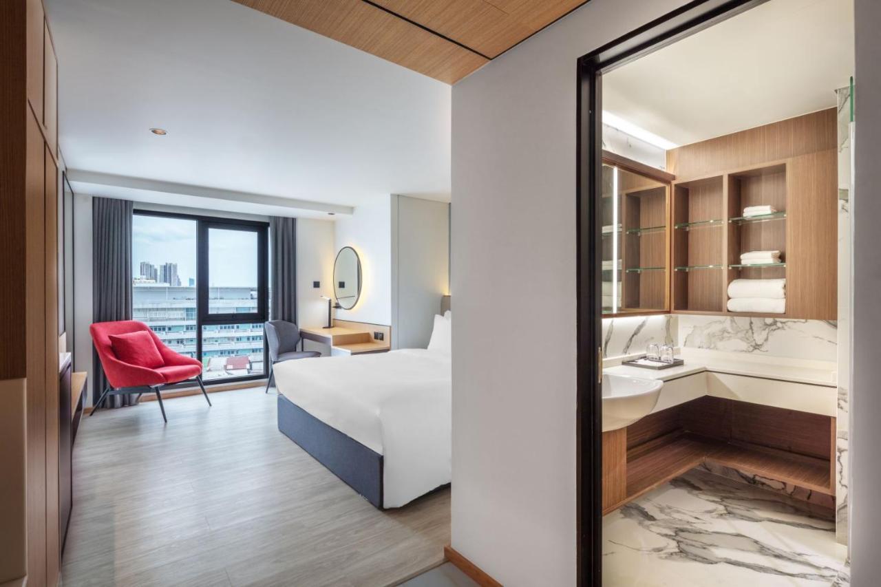 Best Western Click Sathorn 11 Bangkok Dış mekan fotoğraf