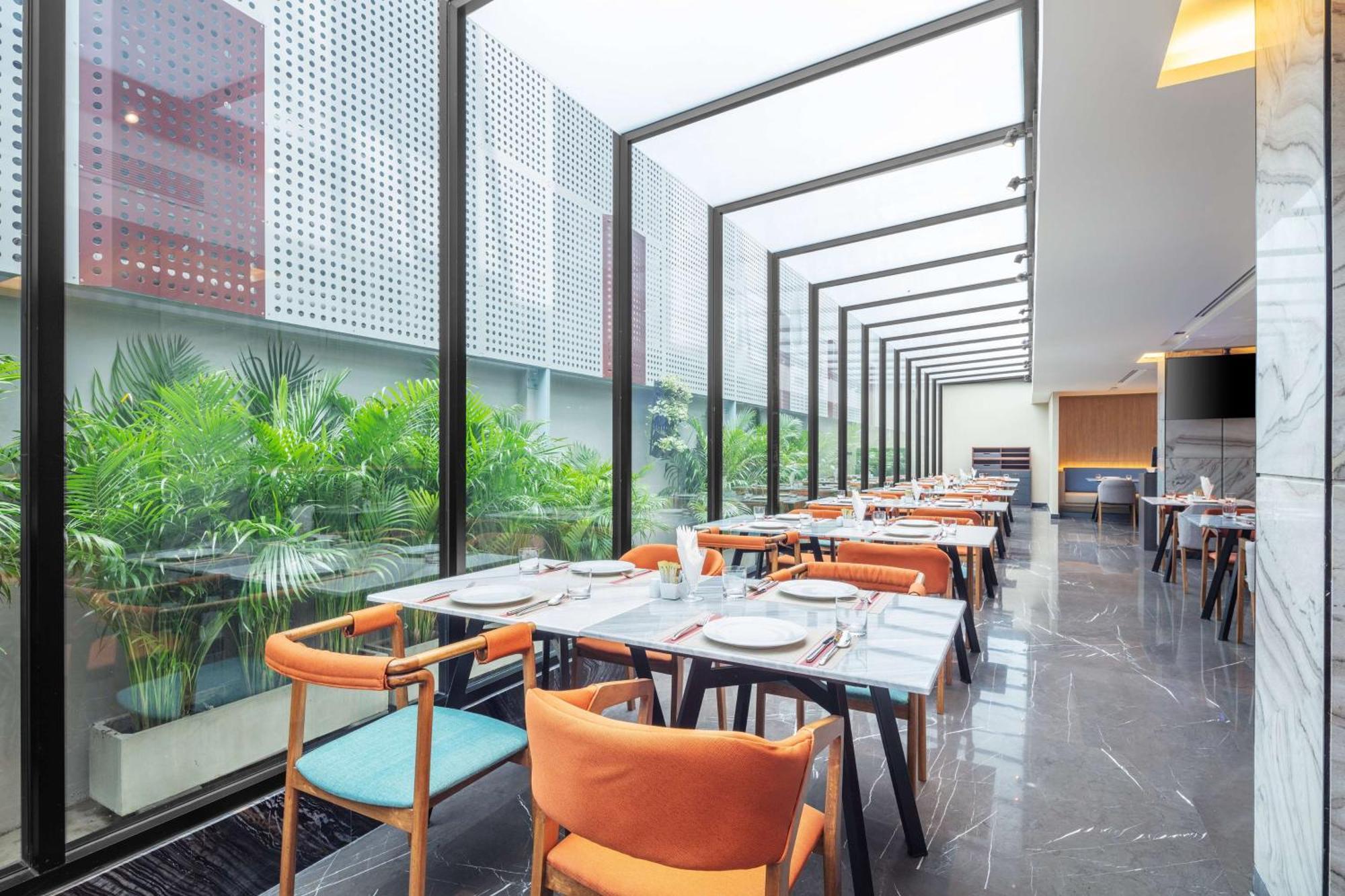 Best Western Click Sathorn 11 Bangkok Dış mekan fotoğraf