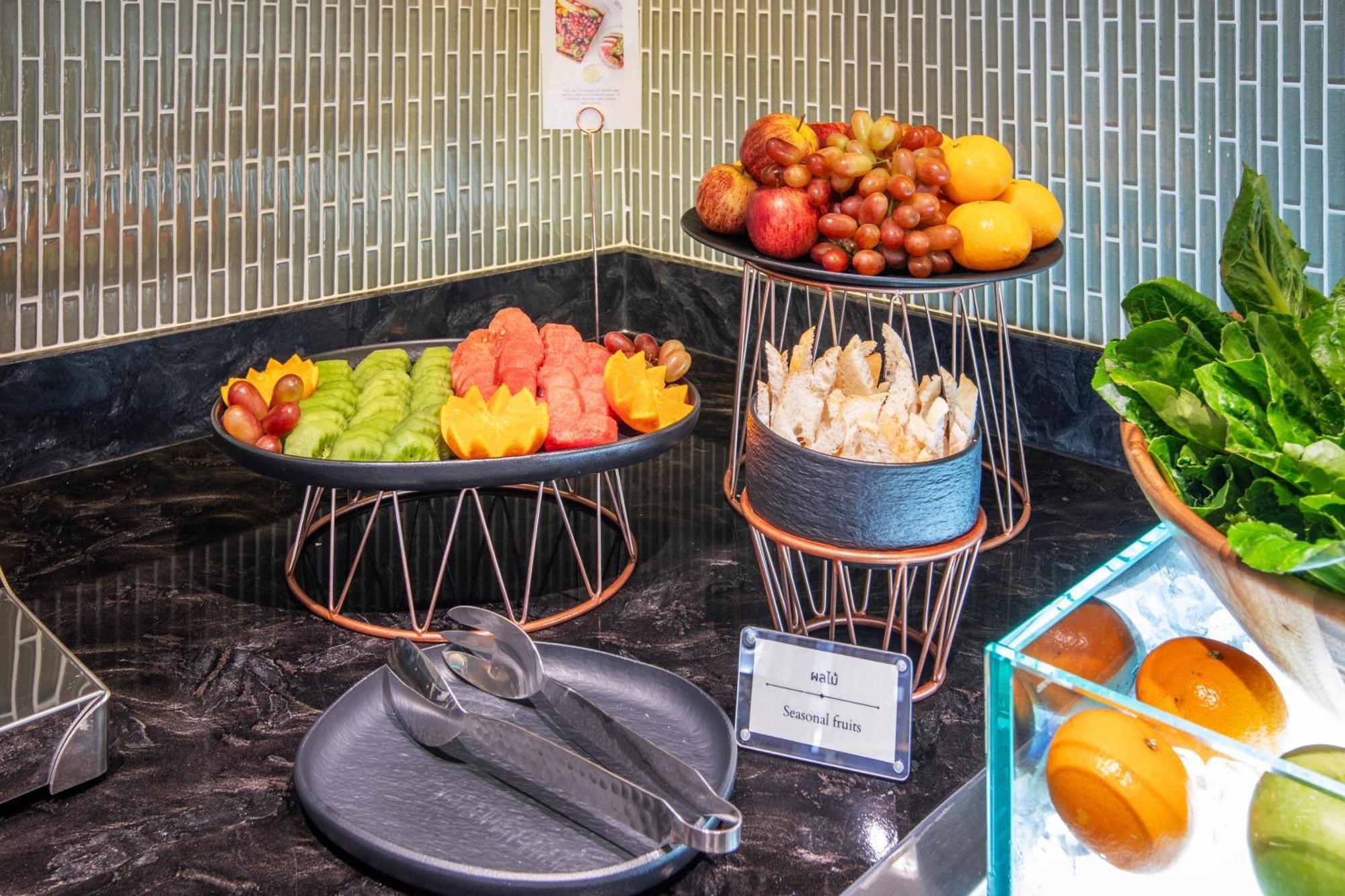 Best Western Click Sathorn 11 Bangkok Dış mekan fotoğraf